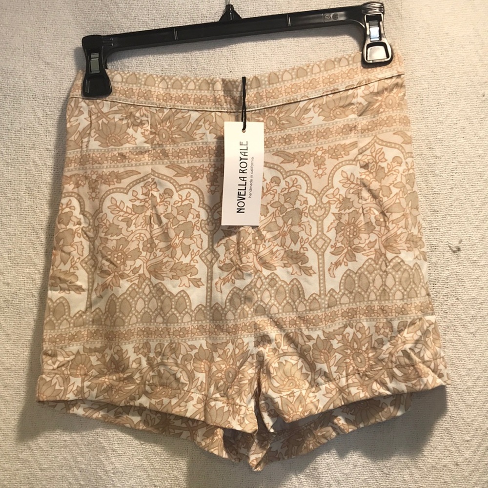 Novella Royale Luna Short NWT